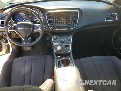 Zdjęcie 8 z 12 samochodu: 2015 CHRYSLER 200 LIMITED VIN:1C3CCCAB6FN600933 - miniatura