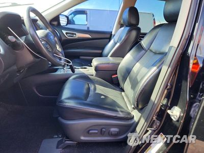 Zdjęcie 7 z 13 samochodu: 2017 NISSAN PATHFINDER SL VIN:5N1DR2MN2HC683205 - miniatura