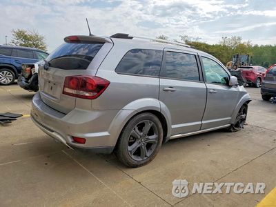Trzecie zdjęcie samochodu z tyłu: 2020 DODGE JOURNEY CROSSROAD VIN:3C4PDCGB4LT271193 - miniatura