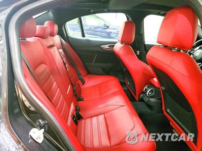 Zdjęcie 10 z 12 samochodu: 2024 ALFA ROMEO GIULIA TI VIN:ZARFANBN8R7679605 - miniatura