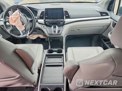 Zdjęcie 8 z 13 samochodu: 2019 HONDA ODYSSEY EXL VIN:5FNRL6H73KB022811 - miniatura