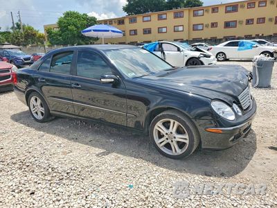 Czwarte zdjęcie samochodu z boku: 2006 MERCEDES-BENZ E 350 VIN:WDBUF56J16A907595 - miniatura