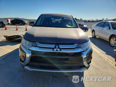 Piąte zdjęcie samochodu w środku: 2018 MITSUBISHI OUTLANDER SE VIN:JA4AD3A30JZ014796 - miniatura