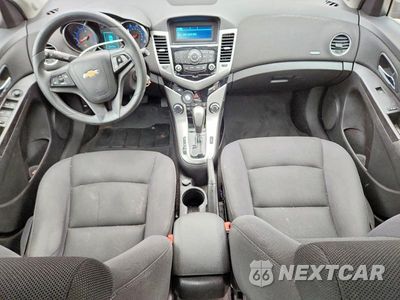 Zdjęcie 8 z 12 samochodu: 2016 CHEVROLET CRUZE LIMITED LT VIN:1G1PE5SB9G7145771 - miniatura