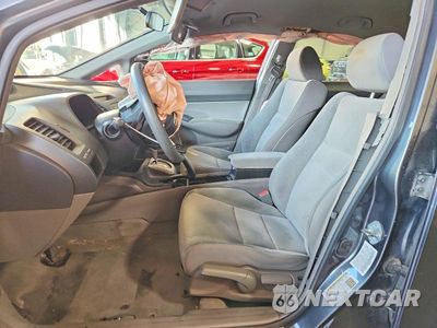 Zdjęcie 7 z 12 samochodu: 2010 HONDA CIVIC LX VIN:19XFA1F56AE071504 - miniatura