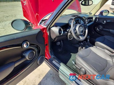 Zdjęcie 8 z 13 samochodu: 2012 MINI COOPER VIN:WMWSU3C56CT255421 - miniatura