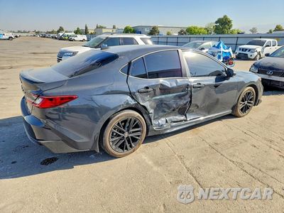 Trzecie zdjęcie samochodu z tyłu: 2025 TOYOTA CAMRY SE VIN:4T1DAACKXSU509294 - miniatura