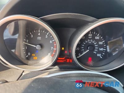 Zdjęcie 9 z 13 samochodu: 2013 MAZDA 5 VIN:JM1CW2BL3D0156828 - miniatura