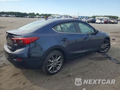 Trzecie zdjęcie samochodu z tyłu: 2018 MAZDA 3 TOURING VIN:3MZBN1V35JM258772 - miniatura
