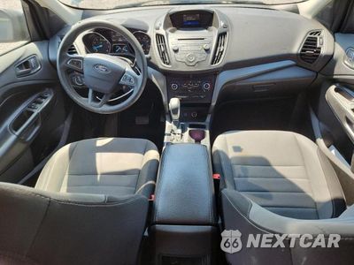Zdjęcie 8 z 13 samochodu: 2018 FORD ESCAPE S VIN:1FMCU0F76JUD08365 - miniatura