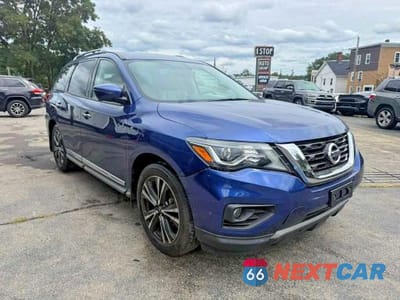 Czwarte zdjęcie samochodu z boku: 2018 NISSAN PATHFINDER PLATINUM VIN:5N1DR2MN0JC620741 - miniatura