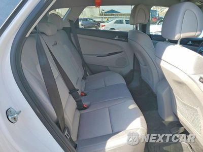 Zdjęcie 11 z 13 samochodu: 2017 HYUNDAI TUCSON SE VIN:KM8J3CA49HU518994 - miniatura