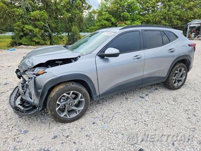 2025 CHEVROLET TRAX 1LT KL77LHEP1SC239338 - główne zdjęcie licytacji z USA - miniatura