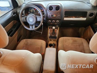 Zdjęcie 8 z 12 samochodu: 2016 JEEP COMPASS SPORT VIN:1C4NJCBA3GD518634 - miniatura