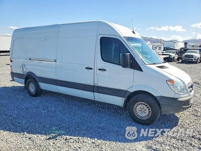 Czwarte zdjęcie samochodu z boku: 2011 MERCEDES-BENZ SPRINTER 2500 VIN:WD3PE8CB5B5603392 - miniatura