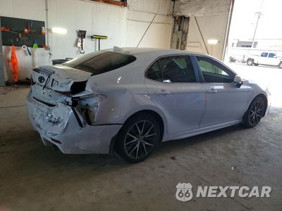 Trzecie zdjęcie samochodu z tyłu: 2022 TOYOTA CAMRY SE VIN:4T1G11AK4NU716879 - miniatura