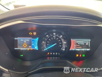 Zdjęcie 9 z 12 samochodu: 2019 FORD FUSION TITANIUM VIN:3FA6P0RU6KR138307 - miniatura