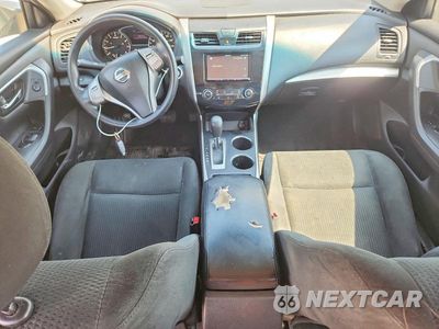 Zdjęcie 8 z 12 samochodu: 2015 NISSAN ALTIMA 2.5 S VIN:1N4AL3AP2FC277741 - miniatura