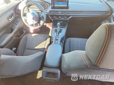 Zdjęcie 8 z 14 samochodu: 2026 HONDA HR-V SPORT VIN:3CZRZ2H53TM772223 - miniatura