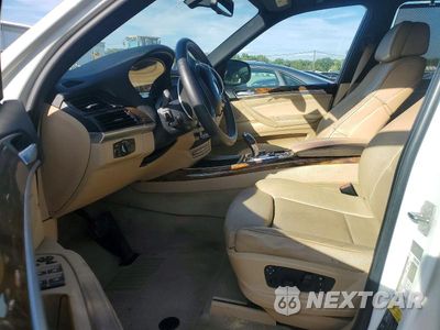 Zdjęcie 7 z 12 samochodu: 2011 BMW X5 XDRIVE35I VIN:5UXZV4C58BL403554 - miniatura