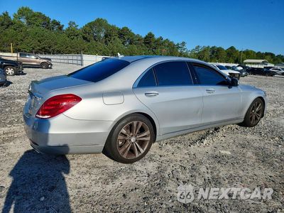 Trzecie zdjęcie samochodu z tyłu: 2015 MERCEDES-BENZ S 550 4MATIC VIN:WDDUG8FB6FA138820 - miniatura