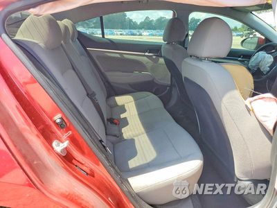 Zdjęcie 10 z 13 samochodu: 2020 HYUNDAI ELANTRA SEL VIN:5NPD84LF0LH607072 - miniatura