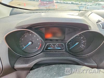 Zdjęcie 9 z 13 samochodu: 2015 FORD ESCAPE SE VIN:1FMCU9G95FUB06953 - miniatura