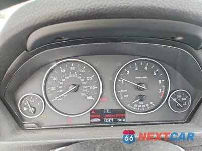 Zdjęcie 9 z 12 samochodu: 2015 BMW 320 I XDRIVE VIN:WBA3C3G54FNS73104 - miniatura