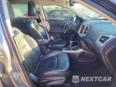 Zdjęcie 7 z 12 samochodu: 2019 JEEP COMPASS LIMITED VIN:3C4NJDCBXKT675500 - miniatura