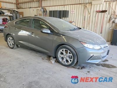 Czwarte zdjęcie samochodu z boku: 2016 CHEVROLET VOLT LTZ VIN:1G1RD6S51GU117945 - miniatura