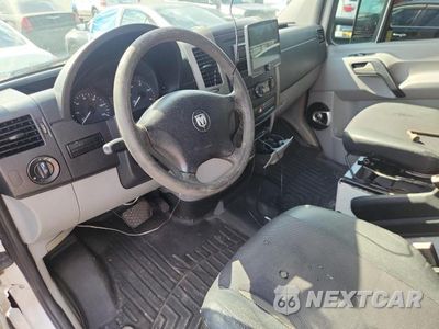 Zdjęcie 8 z 13 samochodu: 2008 DODGE SPRINTER 2500 VIN:WD0PE745785241381 - miniatura