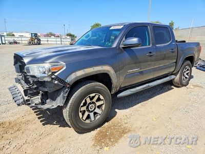 2017 TOYOTA TACOMA SR5 V6 3TMAZ5CN8HM051298 - główne zdjęcie licytacji z USA - miniatura