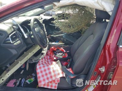 Zdjęcie 7 z 12 samochodu: 2018 TOYOTA CAMRY LE VIN:4T1B11HK0JU620676 - miniatura