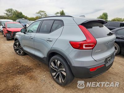 Drugie zdjęcie samochodu z przodu: 2024 VOLVO XC40 PLUS VIN:YV4L12UL8R2280369 - miniatura