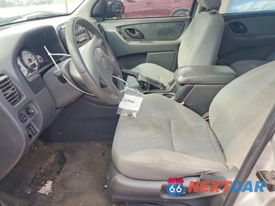 Zdjęcie 7 z 13 samochodu: 2006 FORD ESCAPE XLT VIN:1FMYU03116KC13902 - miniatura