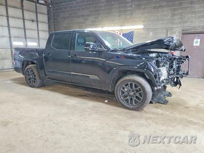 Czwarte zdjęcie samochodu z boku: 2026 TOYOTA TUNDRA PLATINUM VIN:5TFNA5DB1TX350454 - miniatura