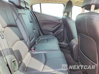 Zdjęcie 10 z 13 samochodu: 2018 MAZDA 3 TOURING VIN:3MZBN1V31JM230273 - miniatura