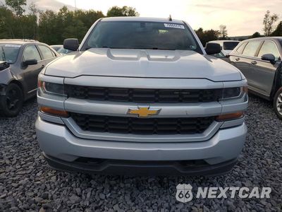 Piąte zdjęcie samochodu w środku: 2018 CHEVROLET SILVERADO K1500 CUSTOM VIN:1GCVKPEC6JZ258970 - miniatura