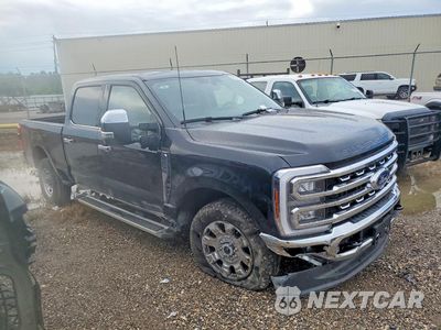 Czwarte zdjęcie samochodu z boku: 2026 FORD F250 SUPER DUTY VIN:1FT8W2BT9TEF44265 - miniatura