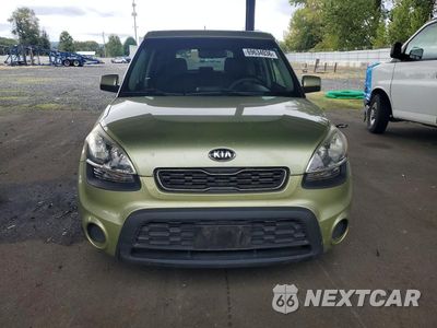 Piąte zdjęcie samochodu w środku: 2013 KIA SOUL BASE VIN:KNDJT2A55D7485136 - miniatura