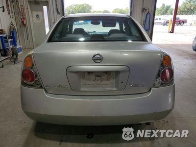 Zdjęcie 6 z 12 samochodu: 2002 NISSAN ALTIMA 2.5 VIN:1N4AL11D62C235464 - miniatura