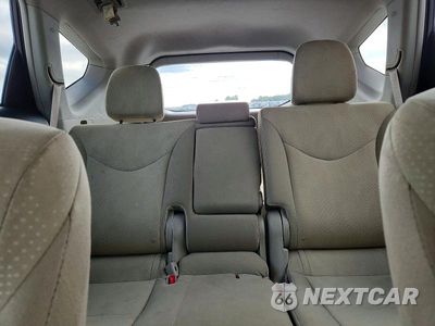 Zdjęcie 10 z 13 samochodu: 2012 TOYOTA PRIUS V VIN:JTDZN3EU1C3146948 - miniatura