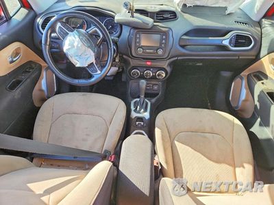 Zdjęcie 8 z 14 samochodu: 2017 JEEP RENEGADE LATITUDE VIN:ZACCJABB6HPG59902 - miniatura
