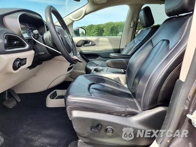 Zdjęcie 7 z 14 samochodu: 2023 CHRYSLER PACIFICA TOURING L VIN:2C4RC1BG5PR546758 - miniatura