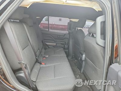 Zdjęcie 10 z 12 samochodu: 2025 TOYOTA 4RUNNER SR5 VIN:JTEVA5BR5S5049904 - miniatura