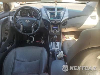 Zdjęcie 8 z 12 samochodu: 2013 HYUNDAI ELANTRA LIMITED VIN:KMHDH4AE8DU572648 - miniatura