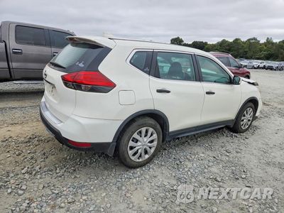 Trzecie zdjęcie samochodu z tyłu: 2017 NISSAN ROGUE S VIN:5N1AT2MT5HC799629 - miniatura