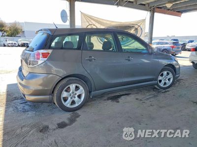 Trzecie zdjęcie samochodu z tyłu: 2006 TOYOTA MATRIX XR VIN:2T1KR32E16C566658 - miniatura