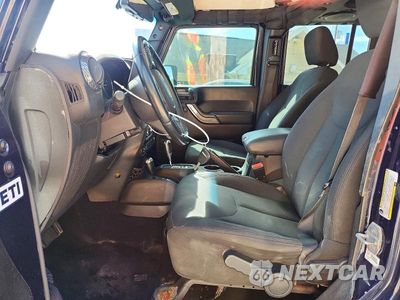 Zdjęcie 7 z 12 samochodu: 2013 JEEP WRANGLER UNLIMITED SAHARA VIN:1C4BJWEG4DL608607 - miniatura