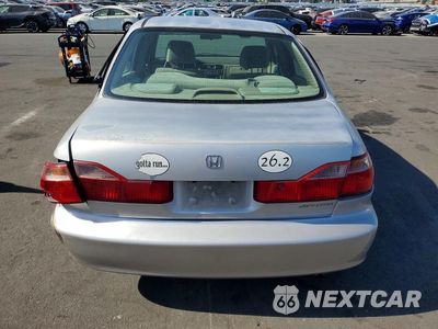 Zdjęcie 6 z 12 samochodu: 1998 HONDA ACCORD EX VIN:1HGCG6679WA158017 - miniatura